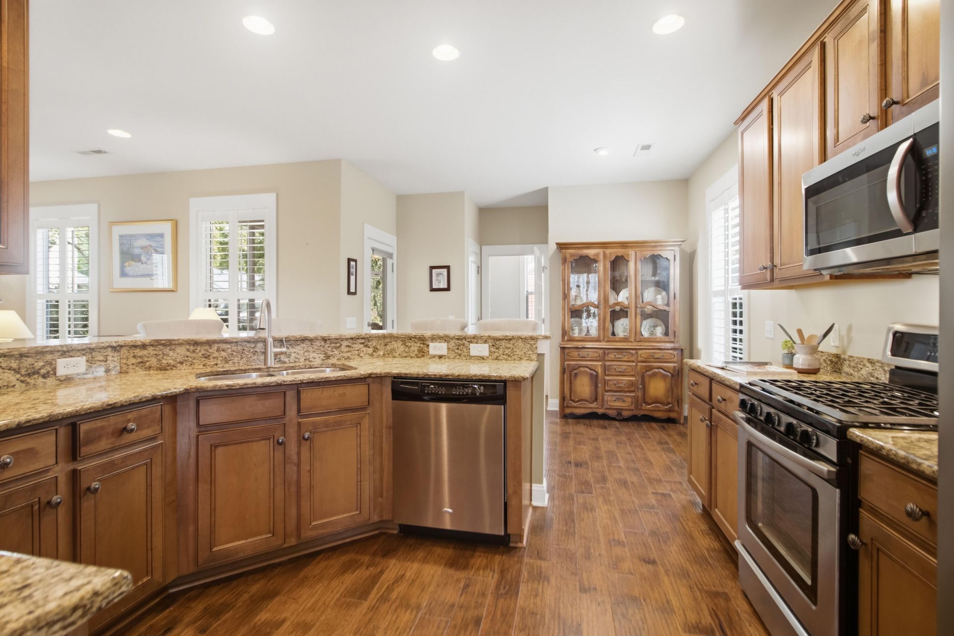 2544 Rutherford Way Photo 24