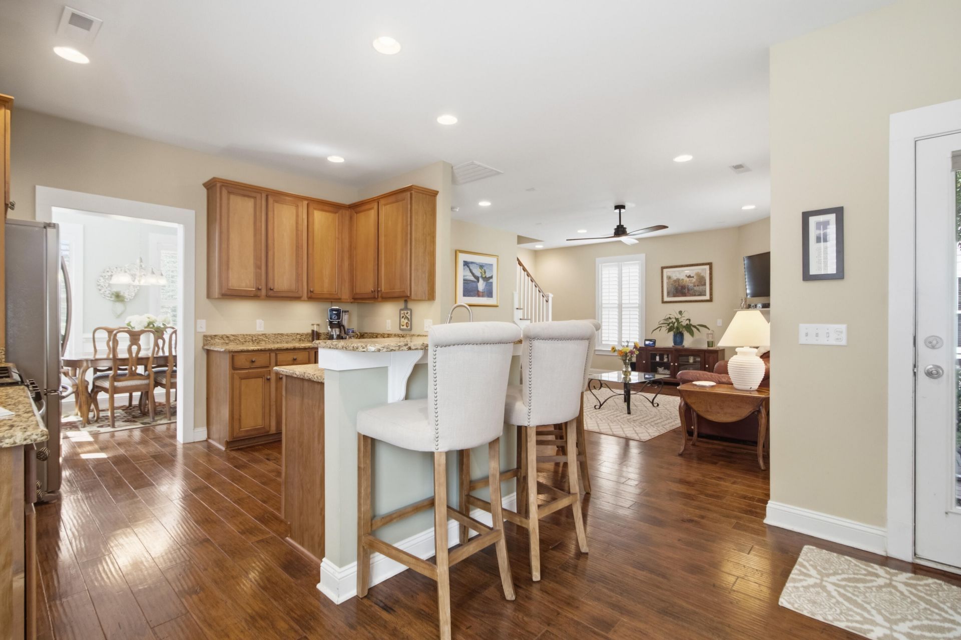 2544 Rutherford Way Photo 28