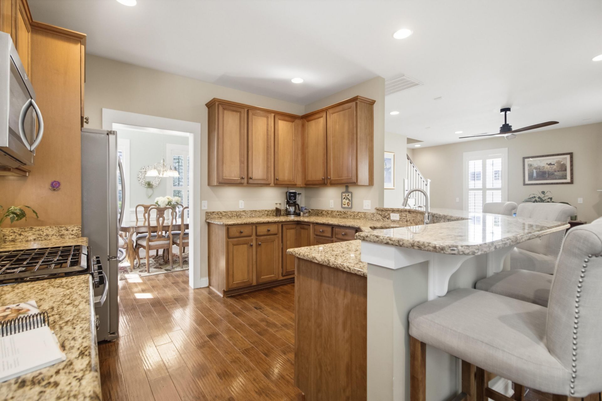 2544 Rutherford Way Photo 29