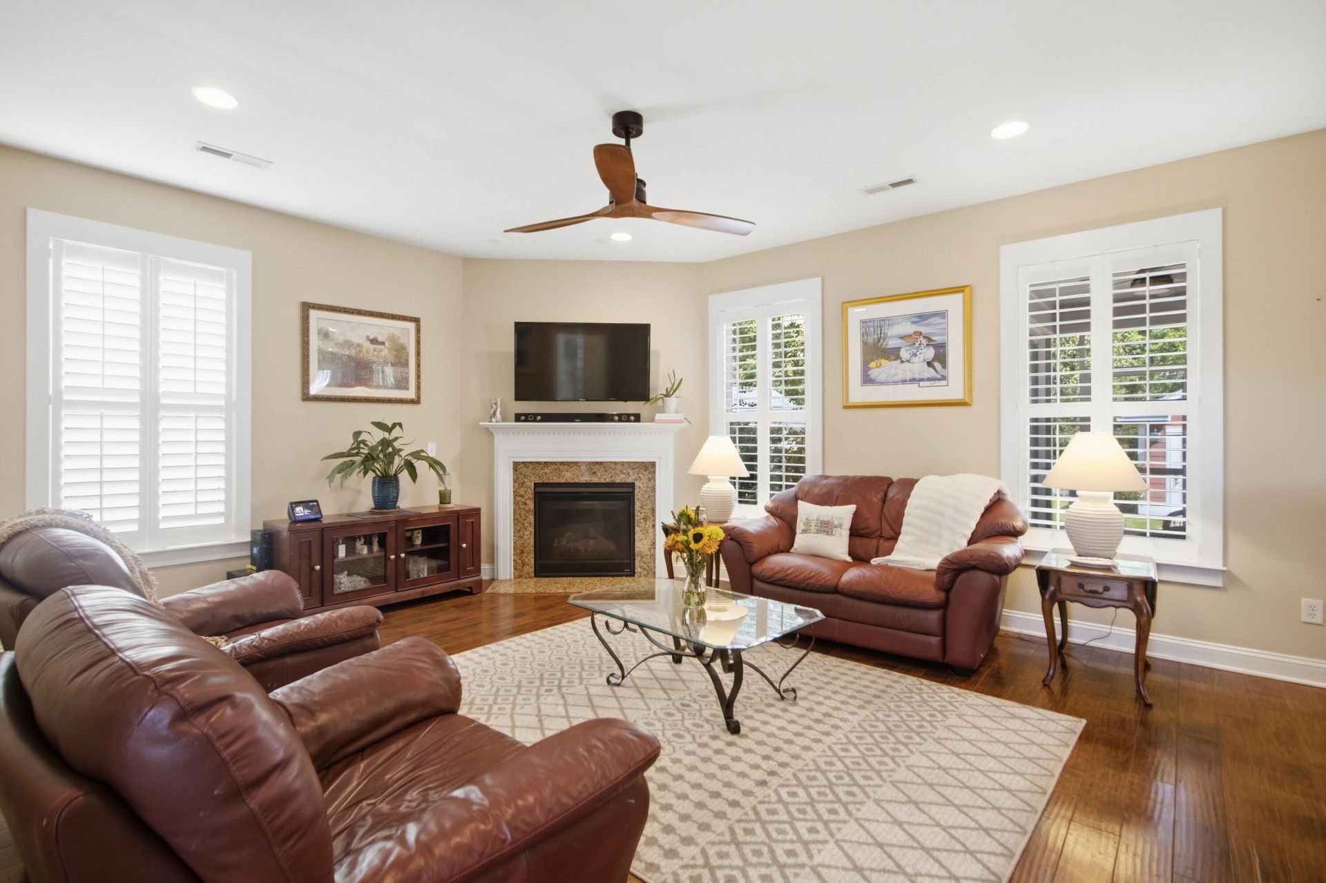 2544 Rutherford Way Photo 31