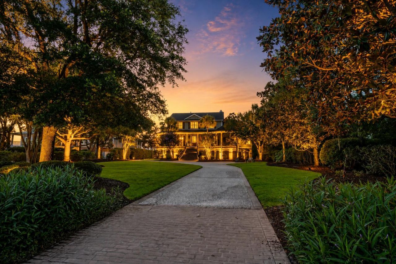 2678 Egrets Landing Court Photo 4