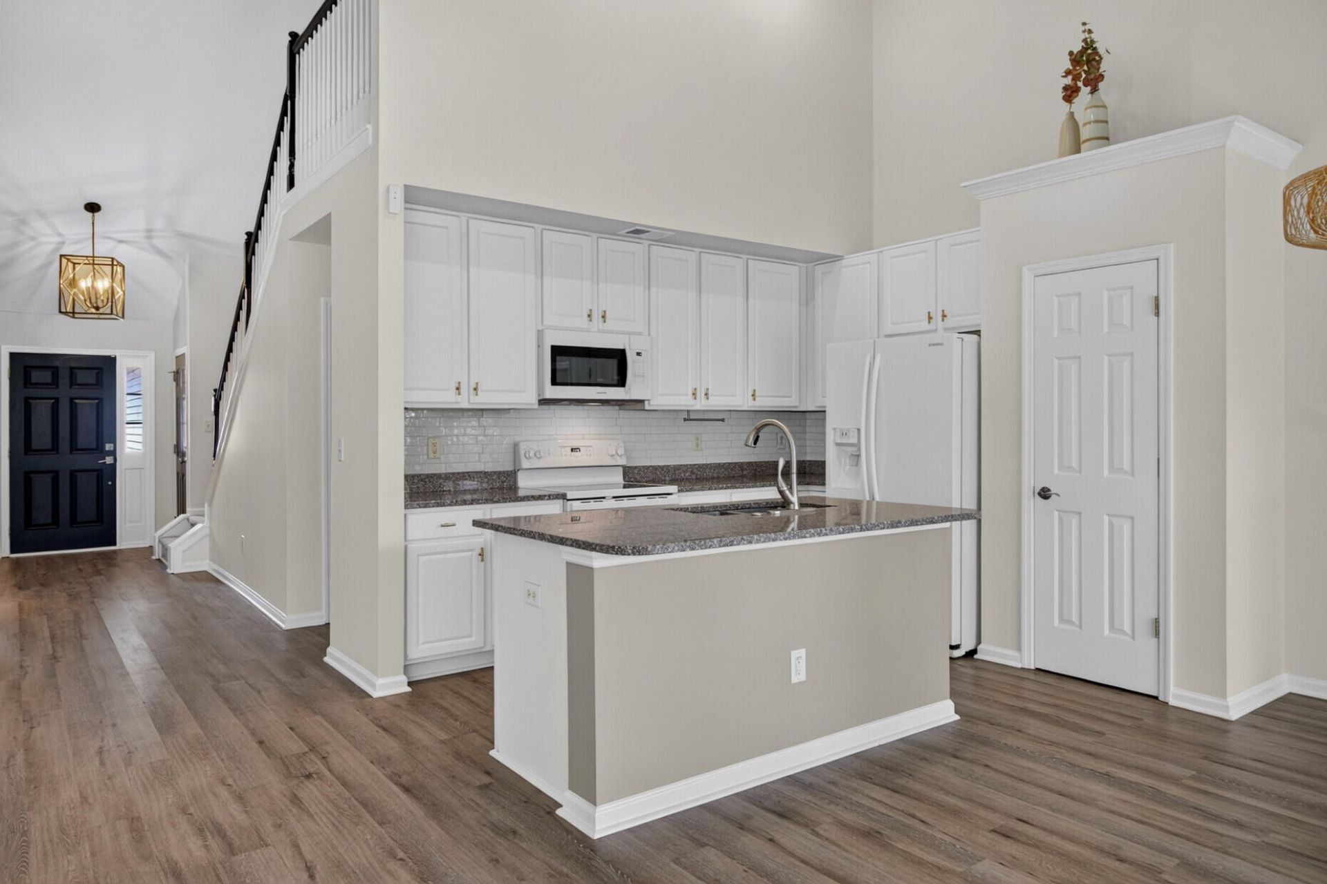 540 Tribeca Drive Photo 20