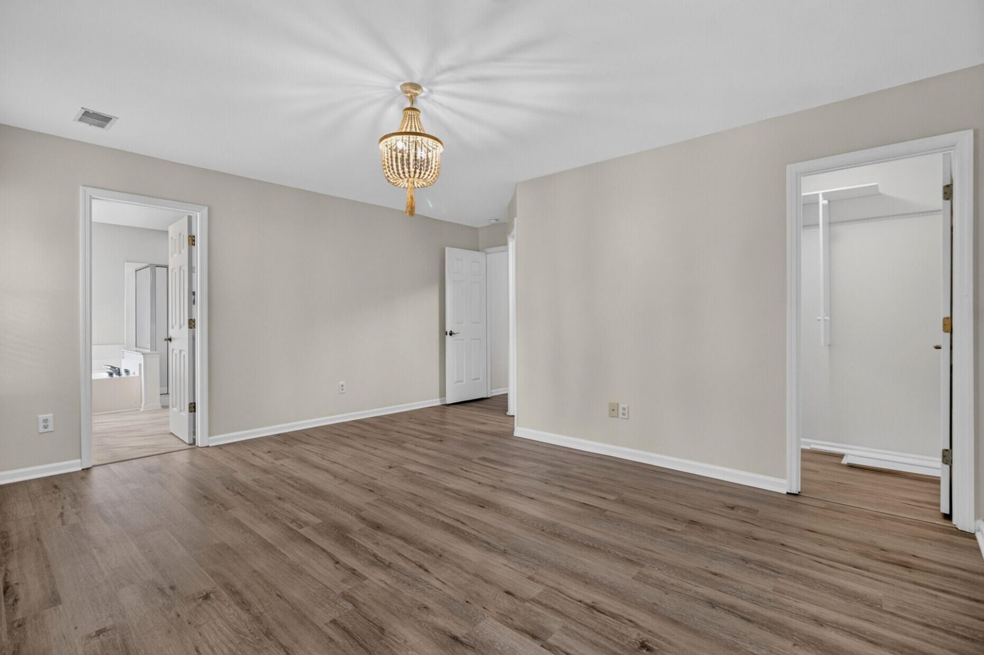 540 Tribeca Drive Photo 25