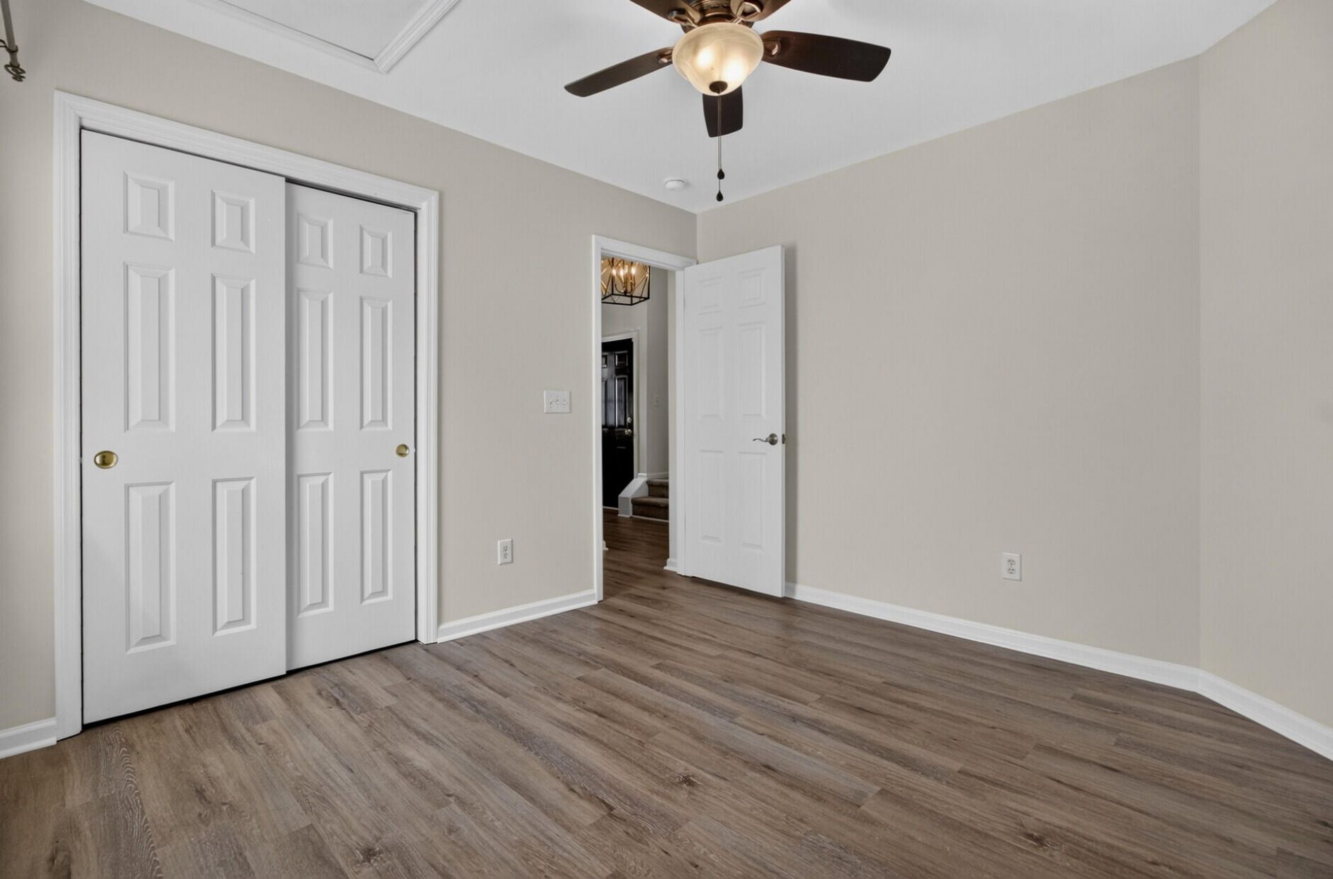 540 Tribeca Drive Photo 30