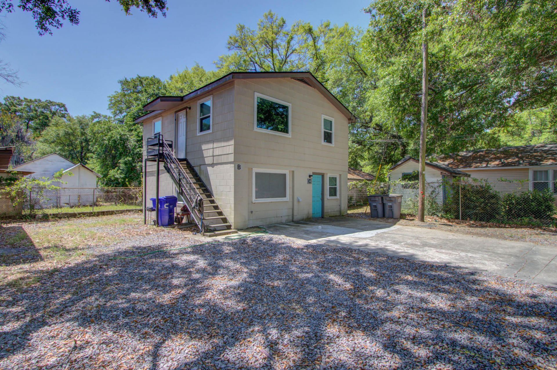 1833 Orangeburg Street Photo 14