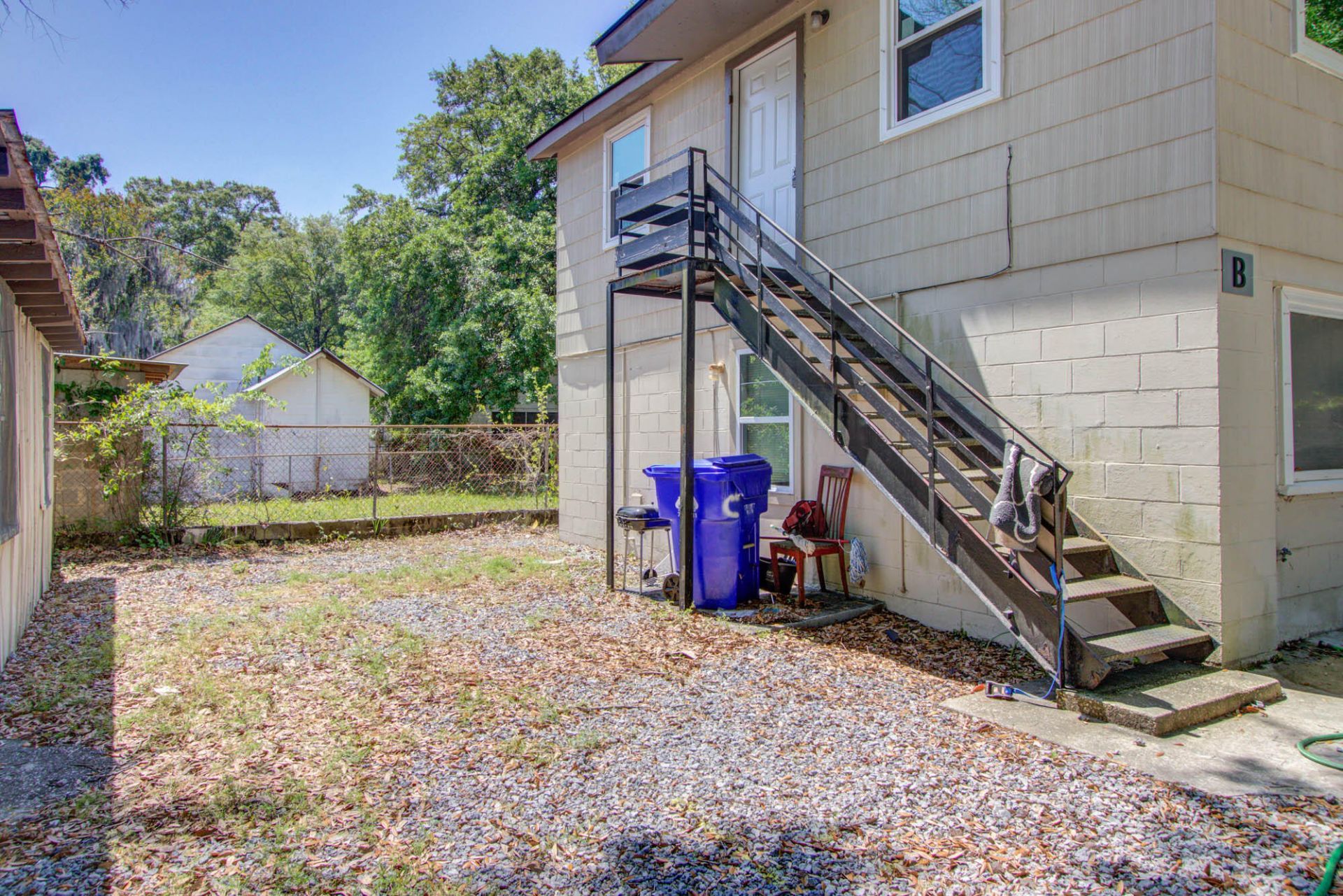 1833 Orangeburg Street Photo 16