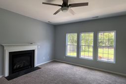 292 Mayfield Drive photo 4