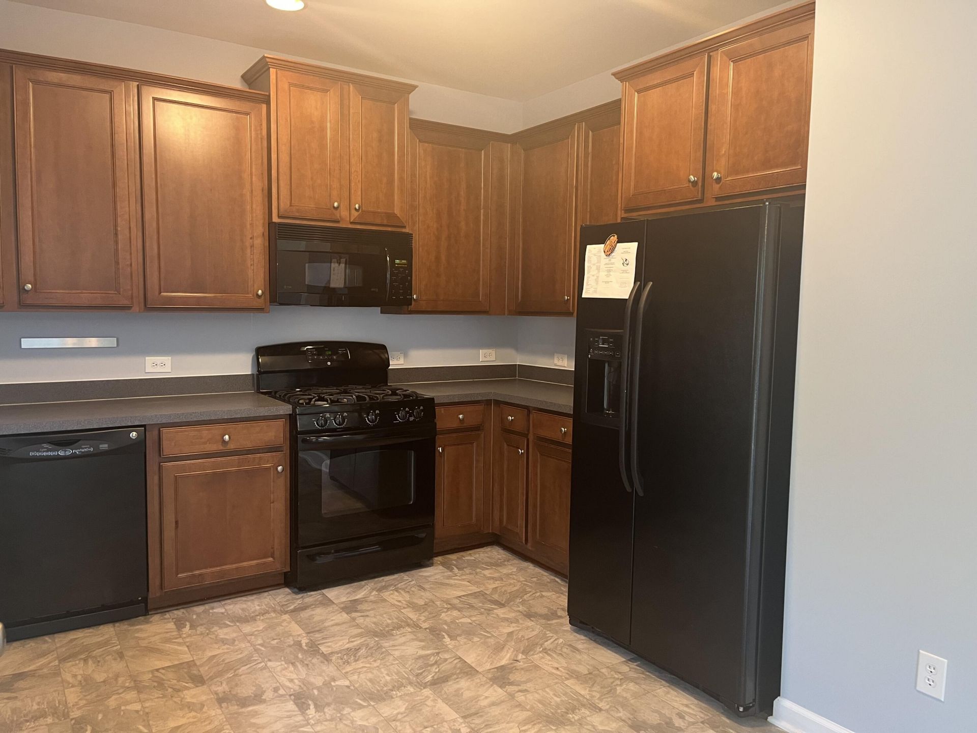 292 Mayfield Drive Photo 4