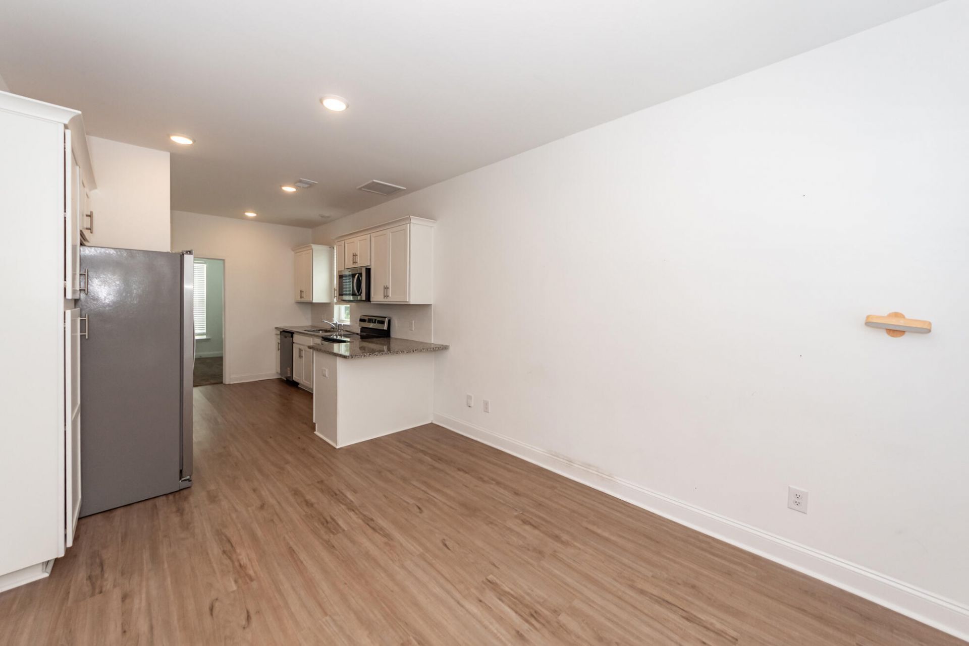 7102 Channel Park Drive Photo 4