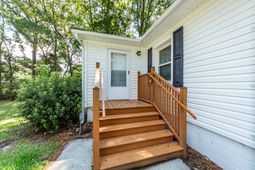 2139 Pierpont Avenue photo 4