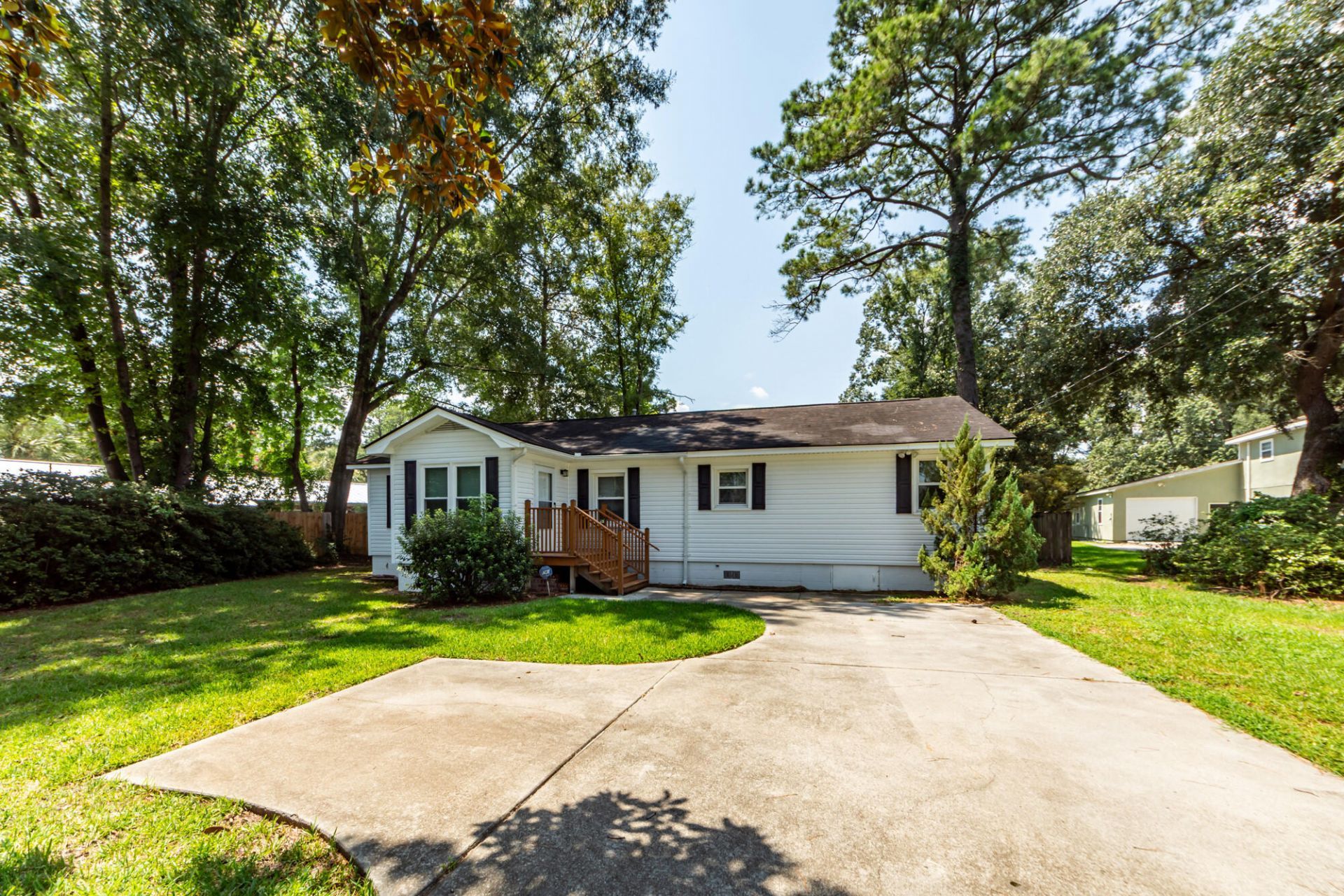 2139 Pierpont Avenue Photo 34