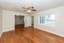 2139 Pierpont Avenue photo 4