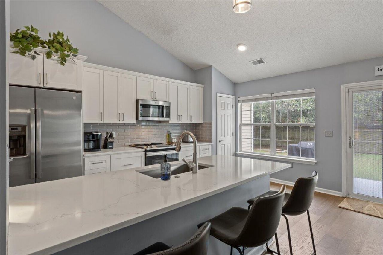 1311 Weavers Way Photo 21