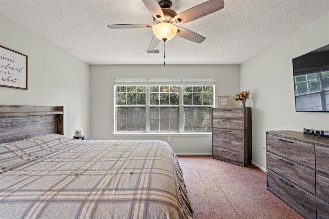 1311 Weavers Way Photo 33