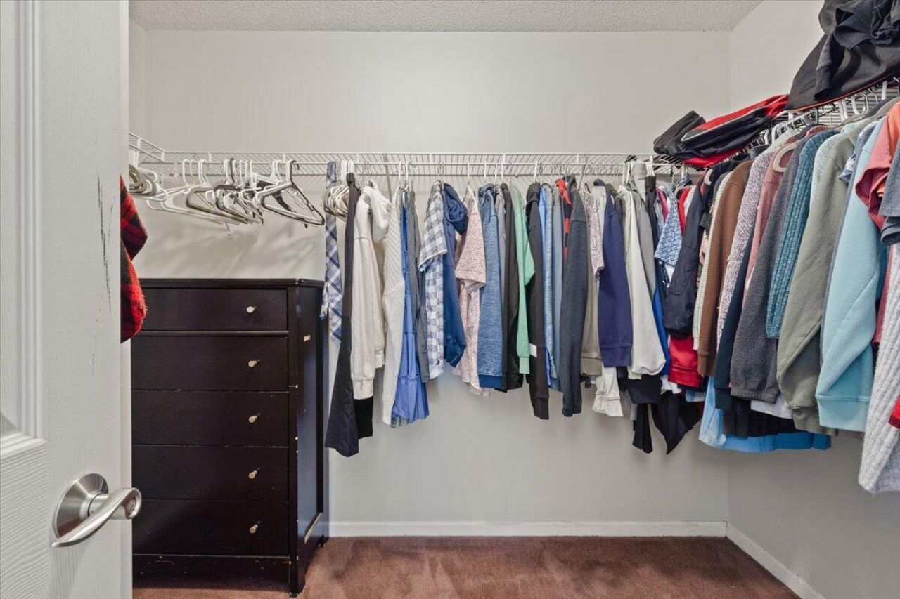 1311 Weavers Way Photo 38