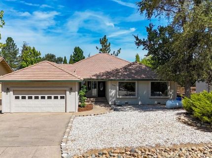 18098 Lake Forest Dr, Penn Valley, CA 95946 Photo