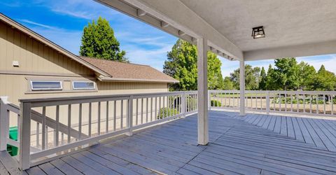 18098 Lake Forest Dr, Penn Valley, CA 95946 Photo