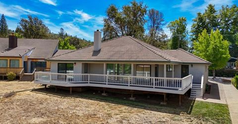 18098 Lake Forest Dr, Penn Valley, CA 95946 Photo
