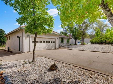 18098 Lake Forest Dr, Penn Valley, CA 95946 Photo