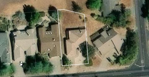 18098 Lake Forest Dr, Penn Valley, CA 95946 Photo