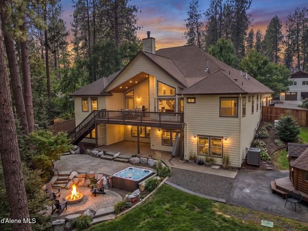 3617 W Pineridge Dr , Coeur d'Alene, ID 83815