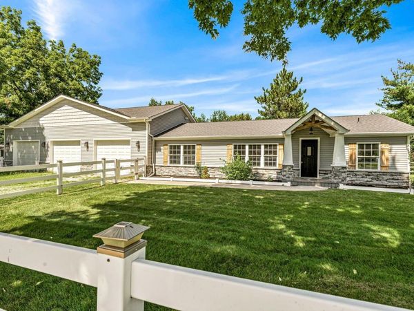 208 Hollister Street, Ligonier, IN 46767