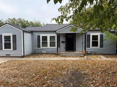 4233 Alamo, Fort Worth, TX 76107