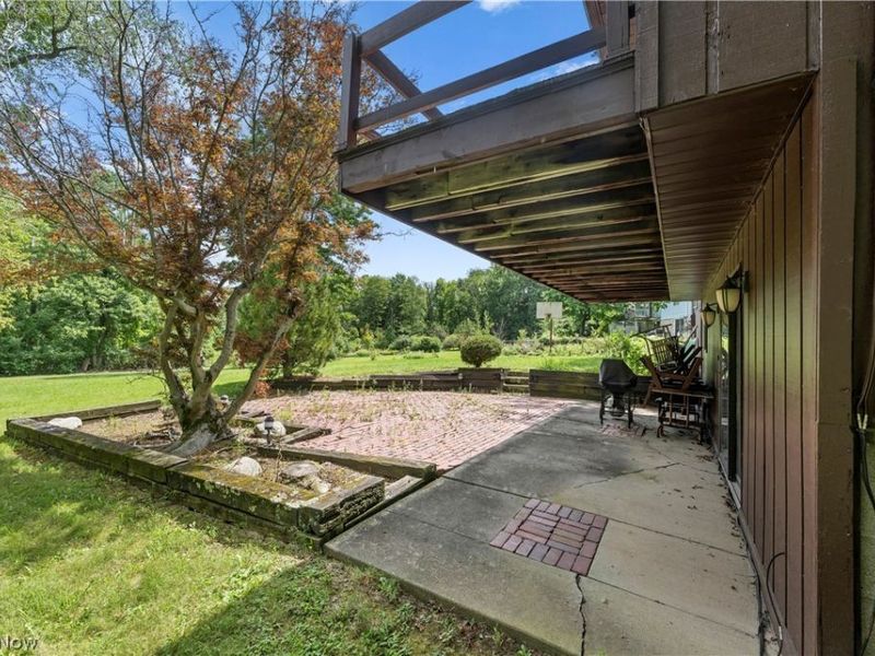 6451 Kungle Road, Clinton, OH 44216 Photo 12
