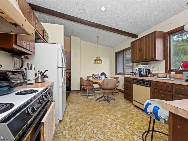 6451 Kungle Road, Clinton, OH 44216 Photo 20