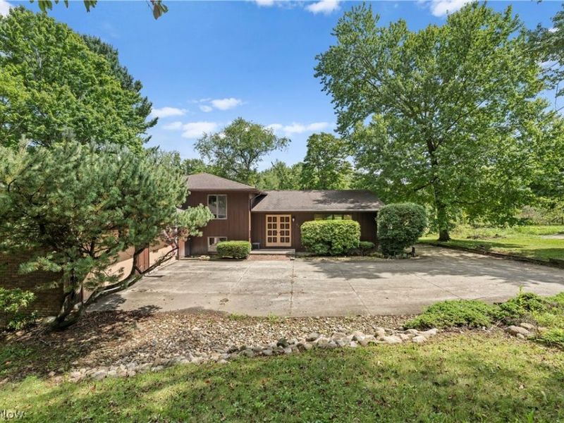 6451 Kungle Road, Clinton, OH 44216 Photo 5