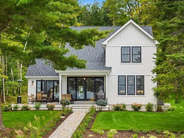 3370 Chula Vista Drive, East Jordan, MI 49727