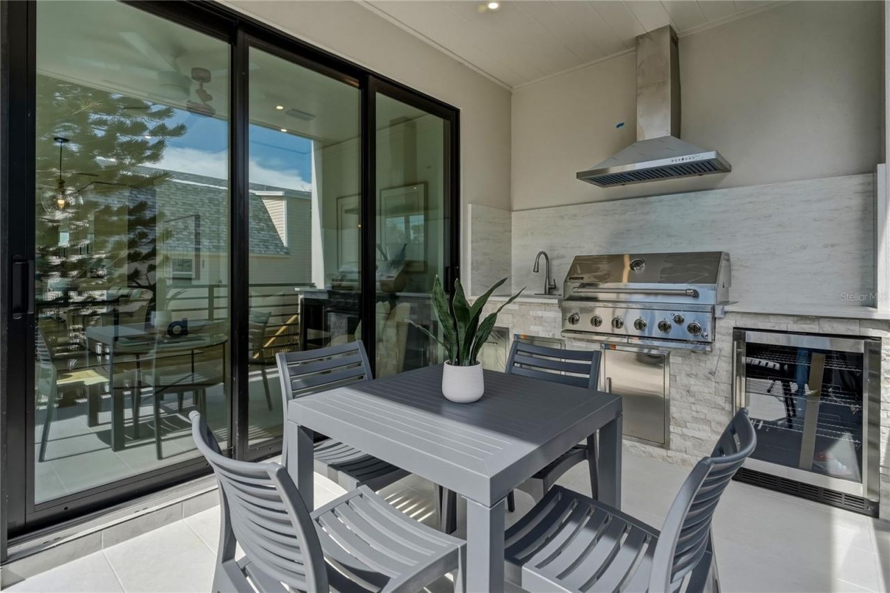 205 Bates Avenue, Indian Rocks Beach, FL 33785 Photo