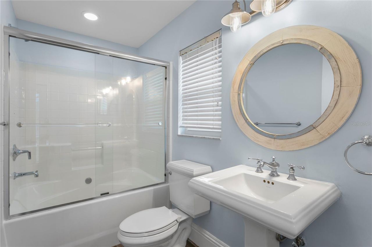 1320 52nd Avenue Ne, Saint Petersburg, FL 33703 Photo