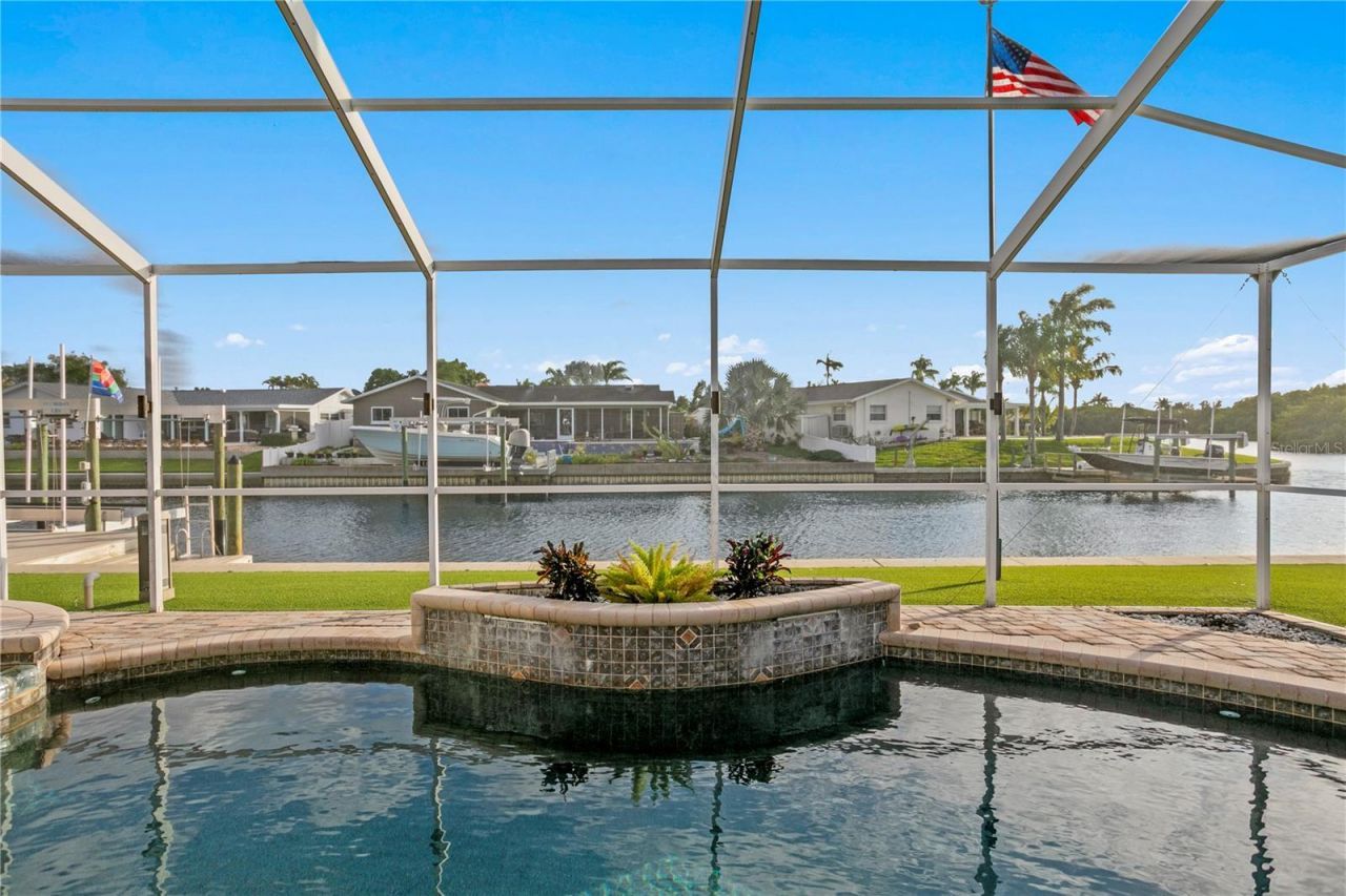 1320 52nd Avenue Ne, Saint Petersburg, FL 33703 Photo