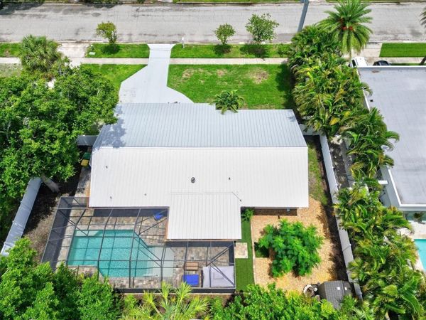 2350 HYDE PARK STREET , SARASOTA, FL 34239