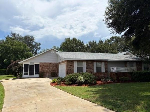 2525 S GLEN EAGLES DRIVE , DELAND, FL 32724