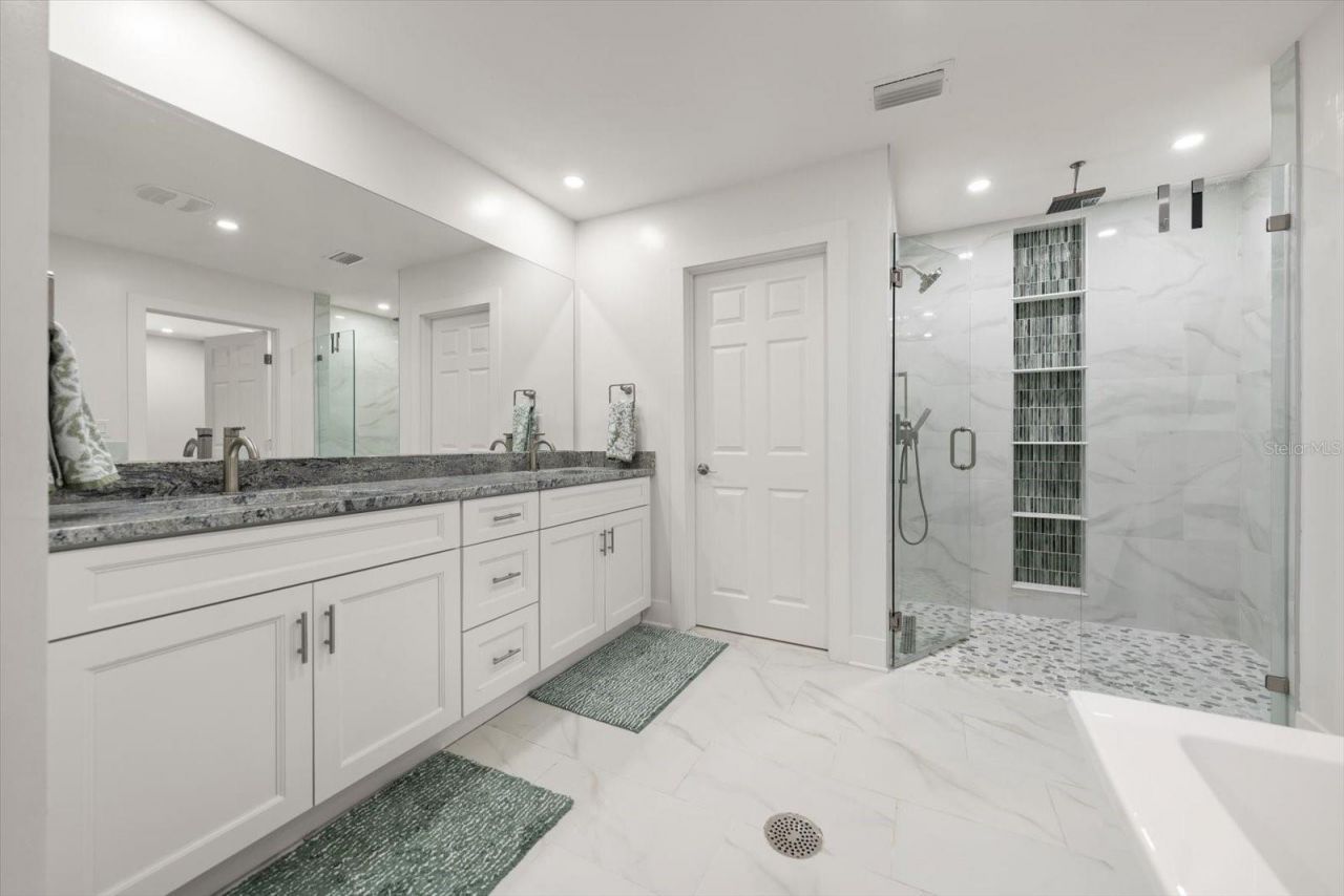 13366 108th Avenue, Largo, FL 33774 Photo