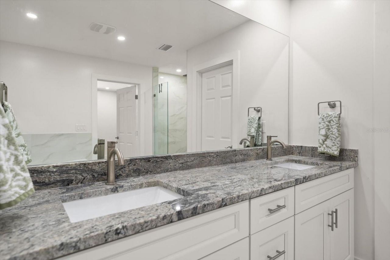 13366 108th Avenue, Largo, FL 33774 Photo