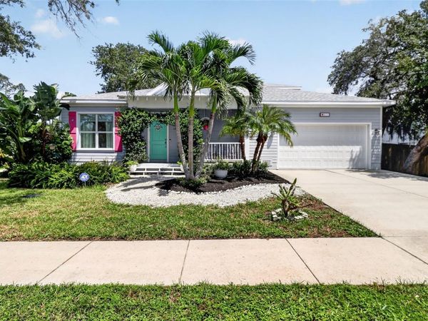 652 KENNETH WAY , TARPON SPRINGS, FL 34689