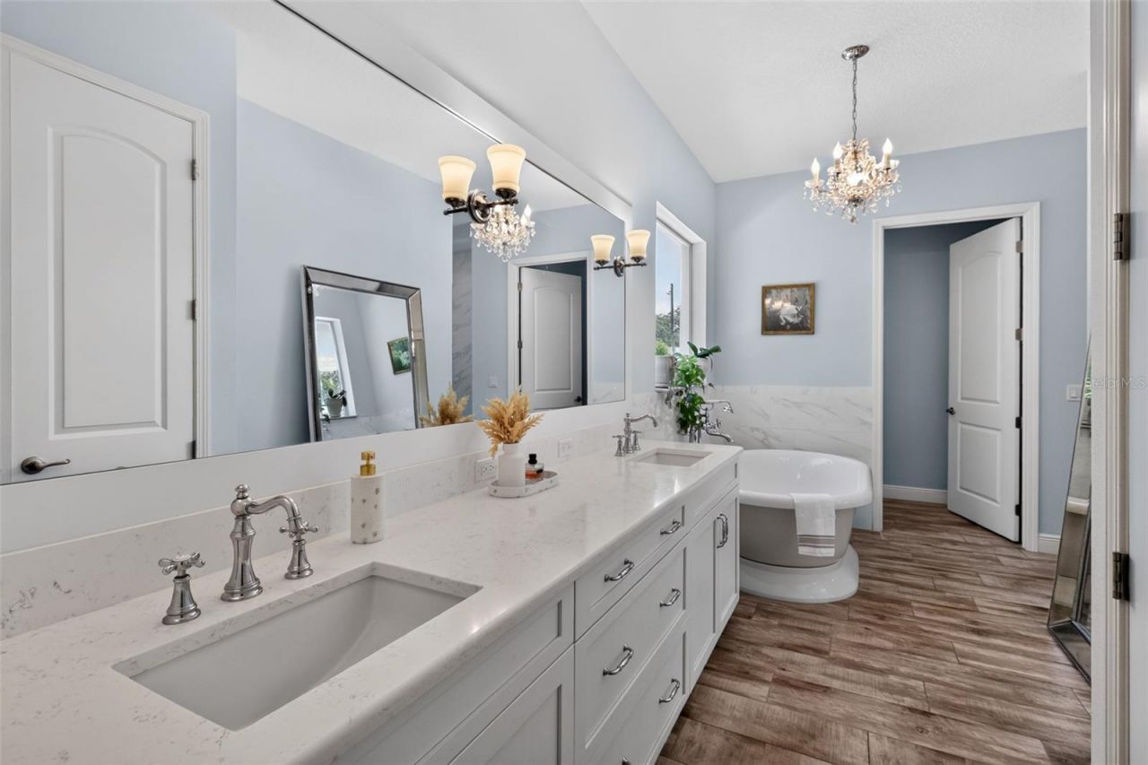 652 Kenneth Way, Tarpon Springs, FL 34689 Photo
