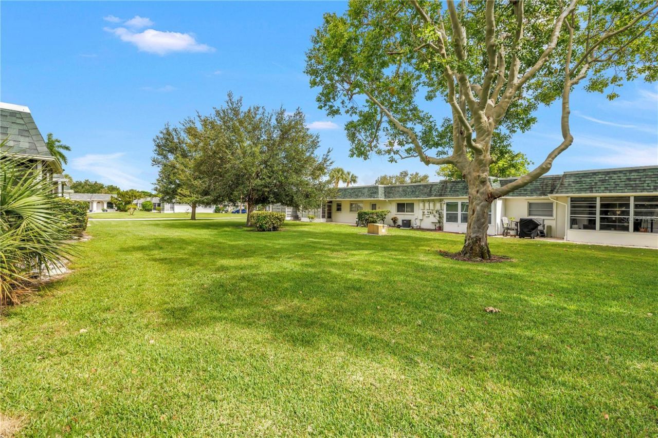 4207 34th Avenue Drive W, Bradenton, FL 34205 Photo