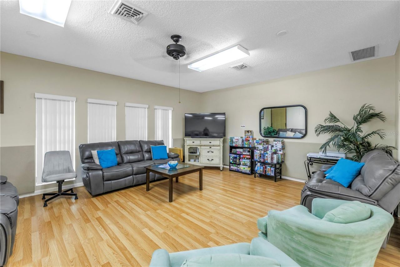 4207 34th Avenue Drive W, Bradenton, FL 34205 Photo