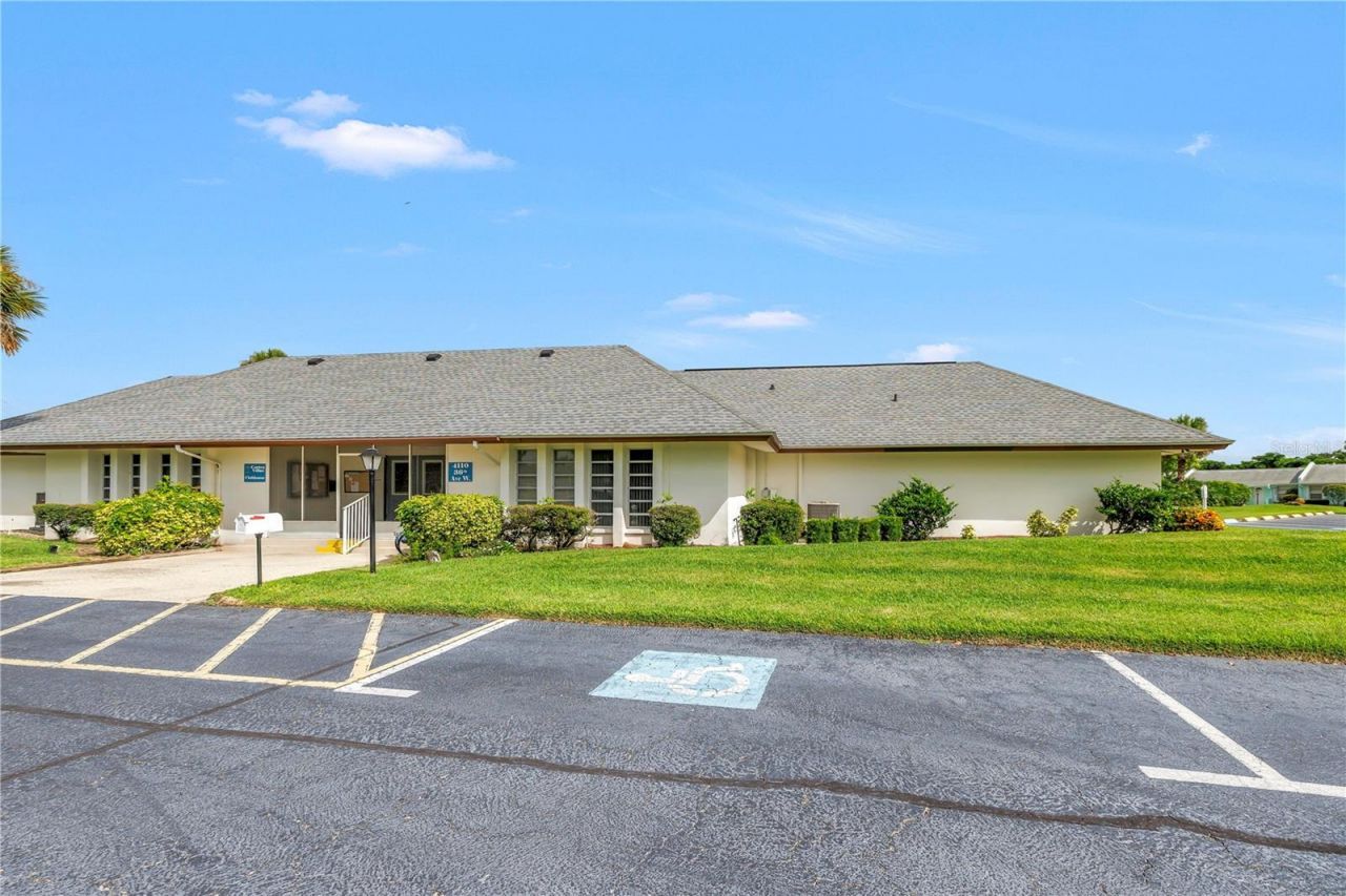 4207 34th Avenue Drive W, Bradenton, FL 34205 Photo