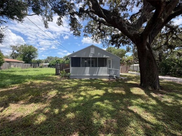 8103 N 18TH STREET , TAMPA, FL 33604