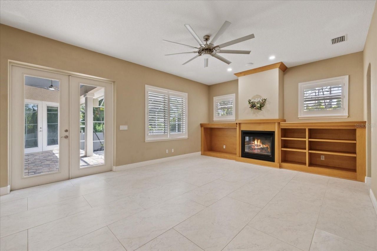 2706 Skimmer Point Drive S, Gulfport, FL 33707 Photo