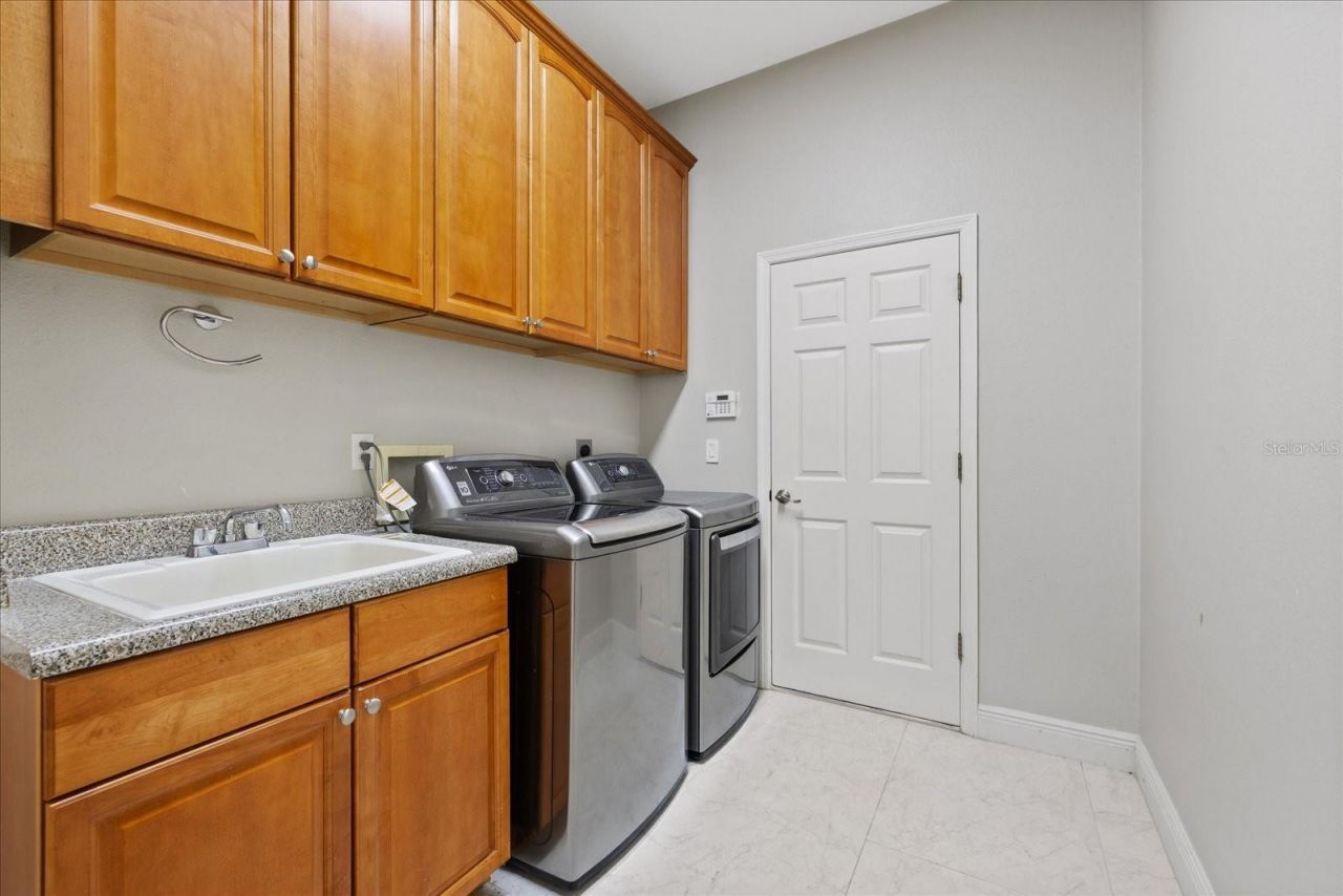 2706 Skimmer Point Drive S, Gulfport, FL 33707 Photo