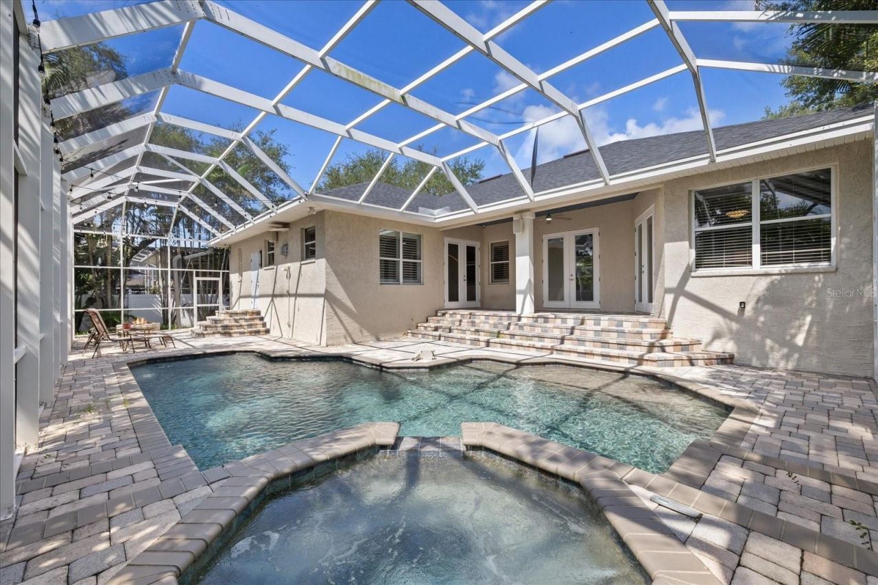 2706 Skimmer Point Drive S, Gulfport, FL 33707 Photo