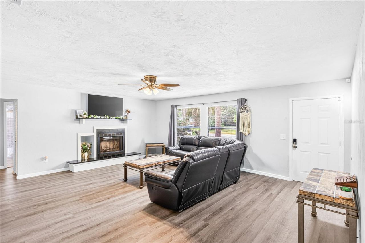 2627 Unity Tree Drive , Edgewater, FL 32141 Photo