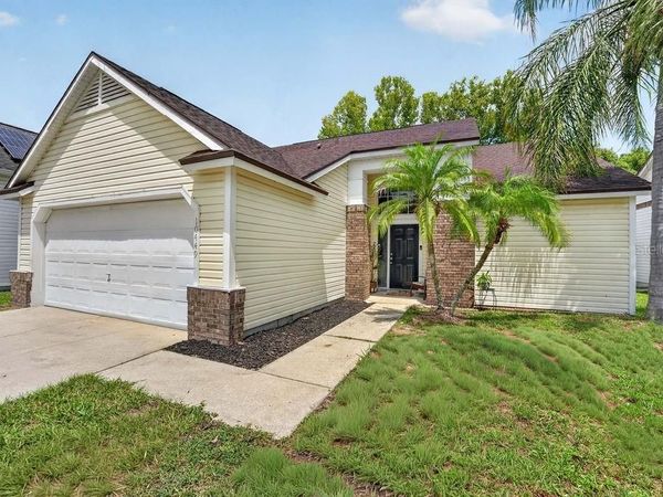 10449 GLASSBOROUGH DRIVE, ORLANDO, FL 32825