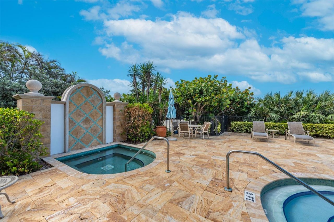 16300 Gulf Boulevard, Unit 500A, Redington Beach, FL 33708 Photo